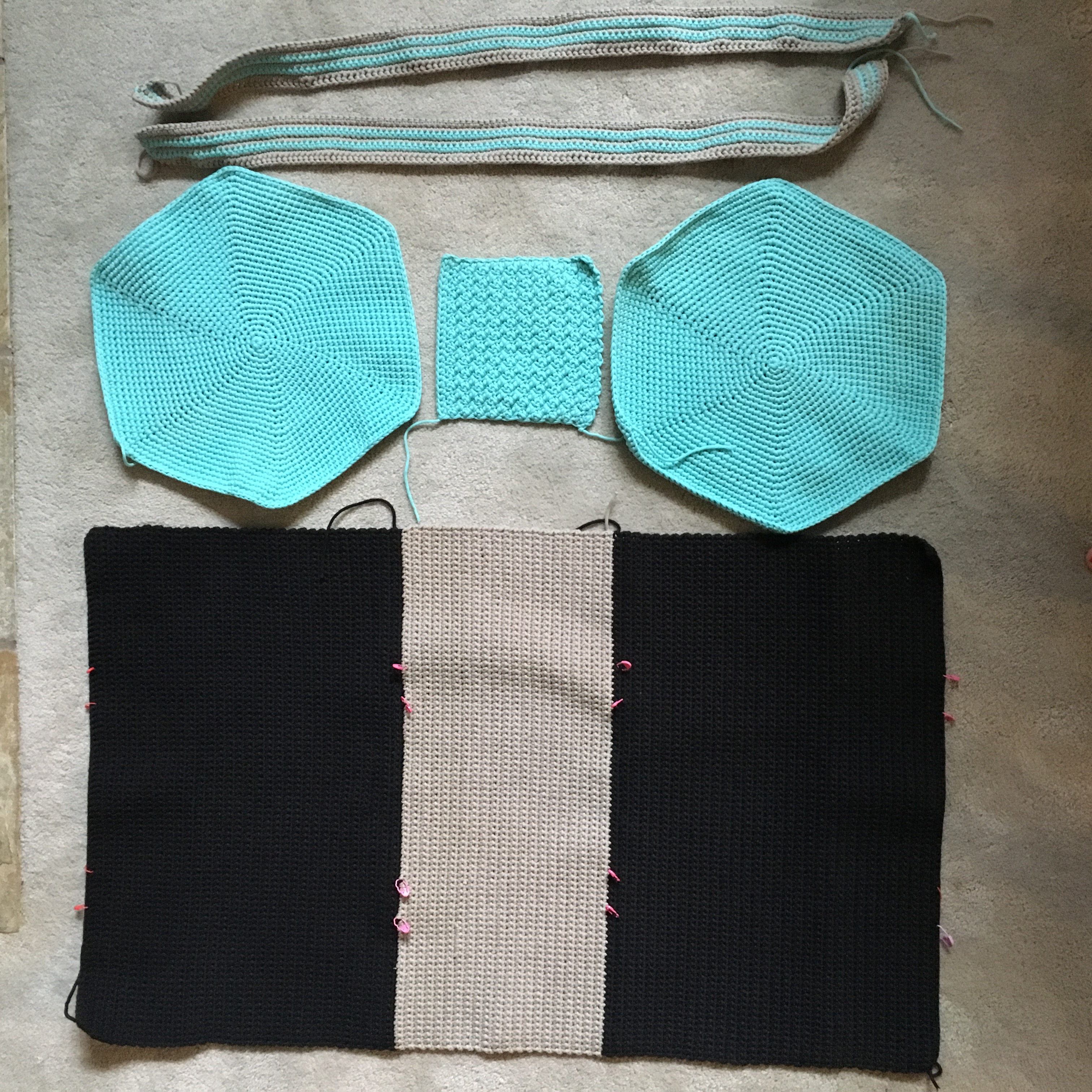 Crochet Weekender Bag – Crochet Pattern  Duffle bag patterns, Crochet bag  pattern free, Crochet purse patterns