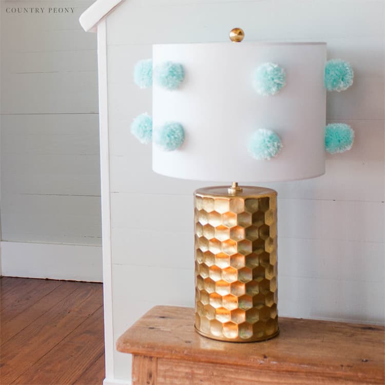 DIY Pom-Pom Lamp Shade with Clover's Pom-Pom Maker - Country Peony