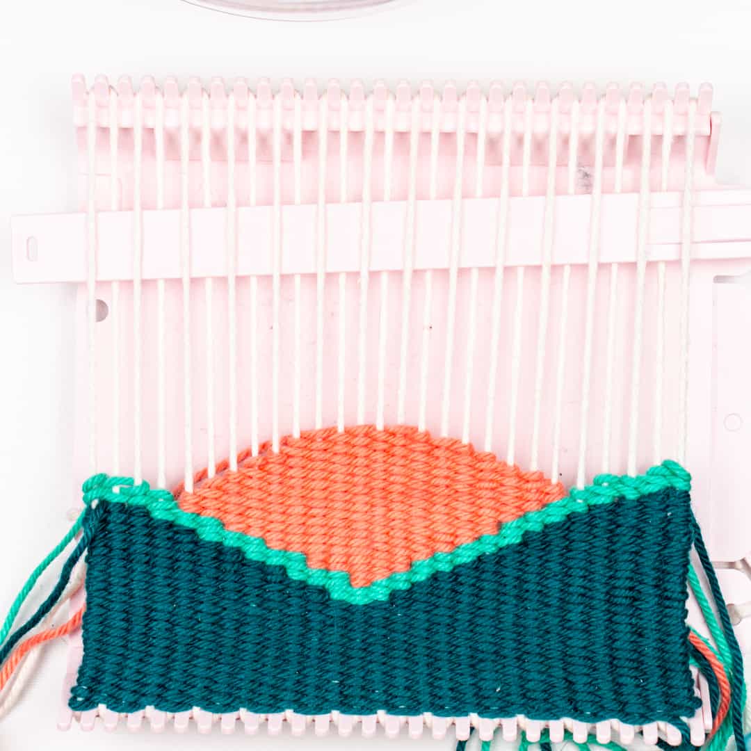 Sunrise Woven Wall Hanging – Mini Weaving Loom Project – Clover Needlecraft