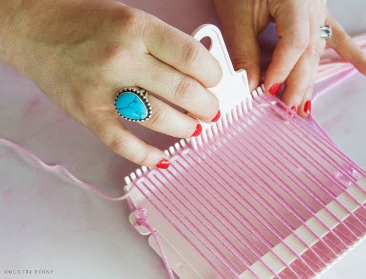 DIY Miniature Woven Wall Hanging with Clover's Mini Weaving Loom - Country Peony