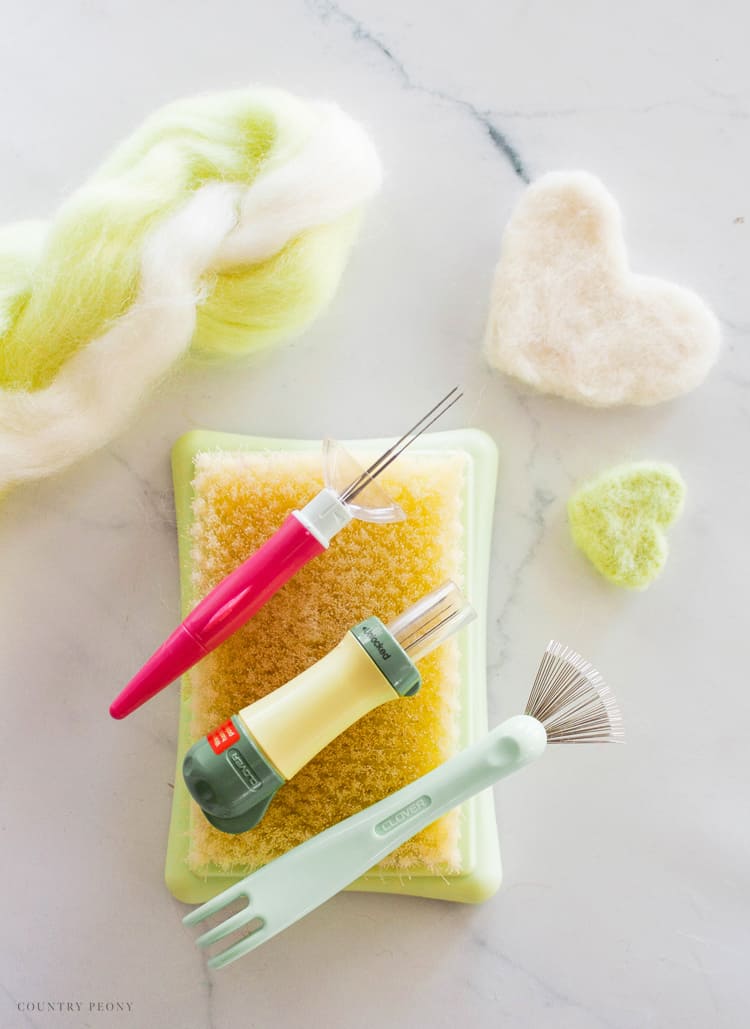 Do's and Don'ts of Needle Felting with Country Peony