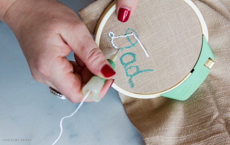 DIY Personalized, Embroidered Napkin with Clover's Embroidery Stitching Tool - Country Peony Blog