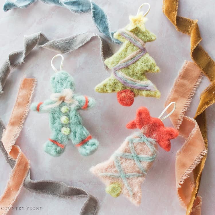 DIY Felt Christmas Ornaments with Clover's Needle Felting Tools - Country Peony Blog