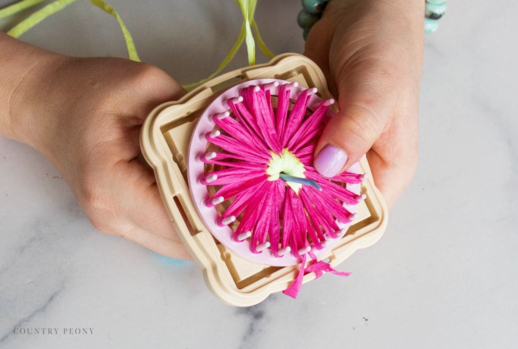 DIY Colorful Raffia Flower Spring Wreath with Clover's Hana-Ami Flower Loom - Country Peony