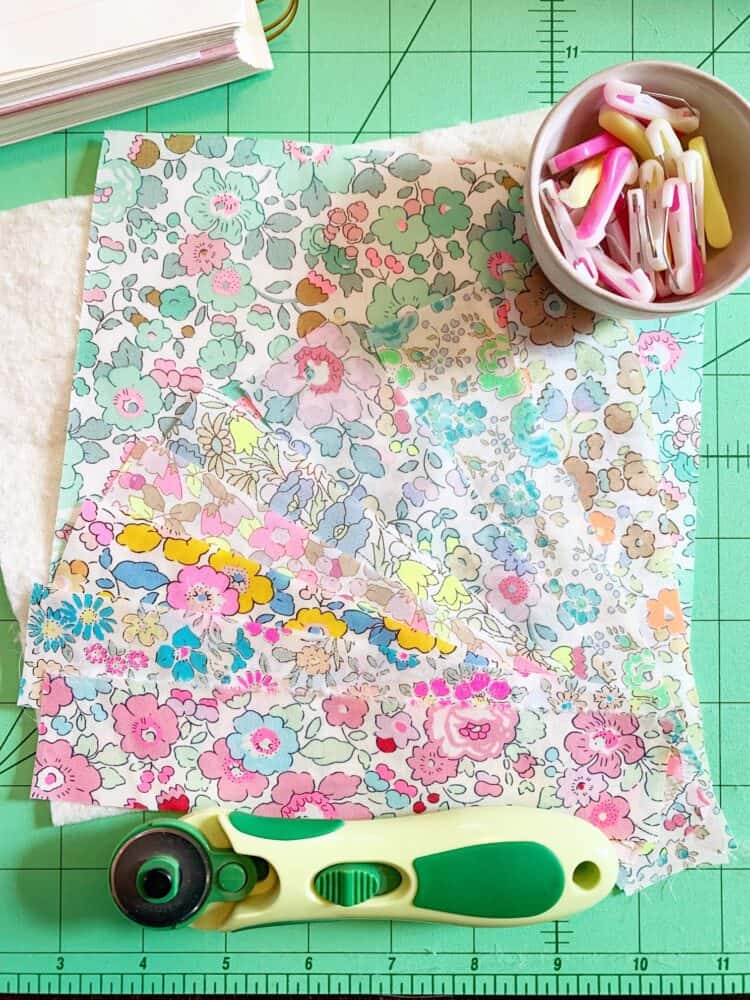 How to Make a Fabric Bookmark with Elastic and a Pocket - Sew
