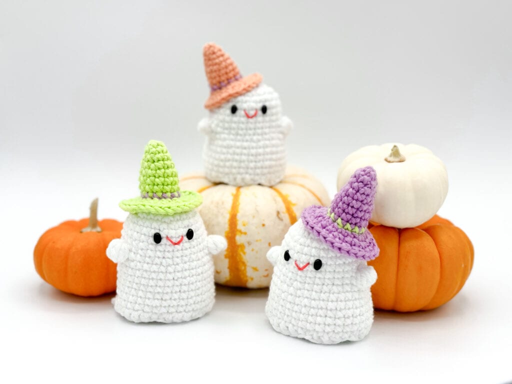 Mini Glow-in-the-Dark Ghosts! #spookyszn – Clover Needlecraft